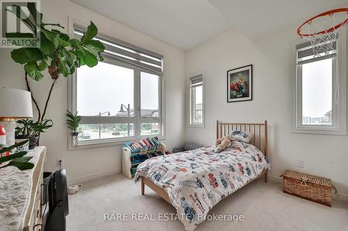 274 Skinner Road, Hamilton, ON - Indoor Photo Showing Bedroom