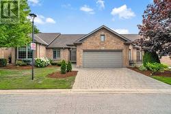 9 - 140 MCGARRELL DRIVE  London North (North R), ON N6G 5J1