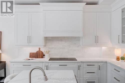 296 Kent Crescent, Burlington, ON - Indoor Photo Showing Kitchen With Upgraded Kitchen