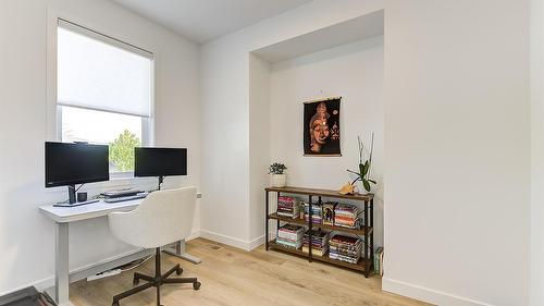 206 Echo Ridge, Kelowna, BC - Indoor Photo Showing Office
