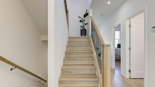 206 Echo Ridge, Kelowna, BC - Indoor Photo Showing Other Room
