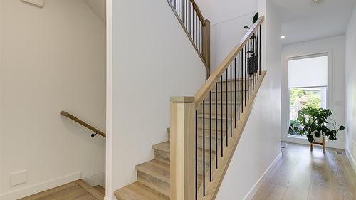 206 Echo Ridge, Kelowna, BC - Indoor Photo Showing Other Room