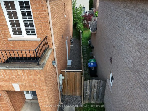 3321 Raindance Crescent, Mississauga, ON 