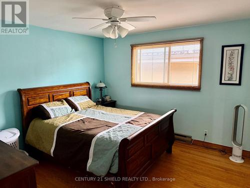 Primary bedroom - 785 Sandfield Crescent, Cornwall, ON - Indoor Photo Showing Bedroom