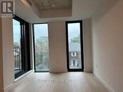 225 - 1720 BAYVIEW AVENUE Toronto, ON M4G 3C4