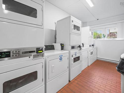 Ph6 5572 North Ridge Road, Halifax, NS - Indoor Photo Showing Laundry Room