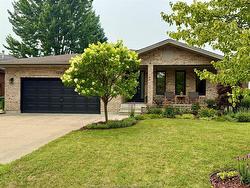 1292 Kenwick Way Lasalle, ON N9H 2H1