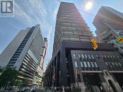 2610 - 125 PETER STREET Toronto, ON M5V 0M2