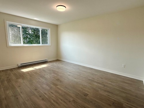Chambre à coucher - 920 Rue Emerson, Laval (Chomedey), QC - Indoor Photo Showing Other Room
