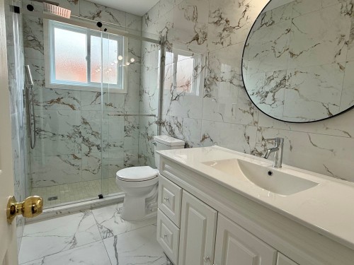 Salle de bains - 920 Rue Emerson, Laval (Chomedey), QC - Indoor Photo Showing Bathroom