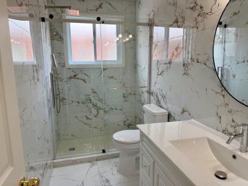 Salle de bains - 920 Rue Emerson, Laval (Chomedey), QC - Indoor Photo Showing Bathroom