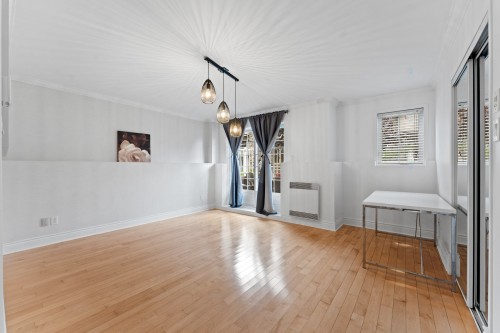 Master Bedroom - 2-4771 Boul. Cleroux, Laval (Chomedey), QC - Indoor Photo Showing Other Room