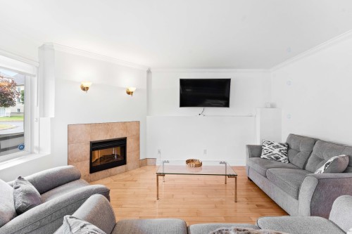 Living Room - 2-4771 Boul. Cleroux, Laval (Chomedey), QC - Indoor Photo Showing Living Room With Fireplace