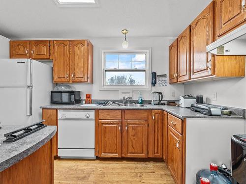 8979 Highway 201, Nictaux, NS - Indoor Photo Showing Kitchen With Double Sink