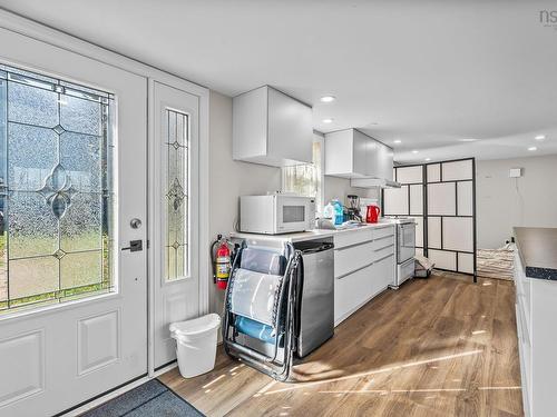 8979 Highway 201, Nictaux, NS - Indoor Photo Showing Kitchen