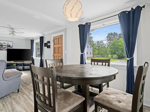 42 Asquith Avenue, Stewiacke, NS - Indoor Photo Showing Dining Room