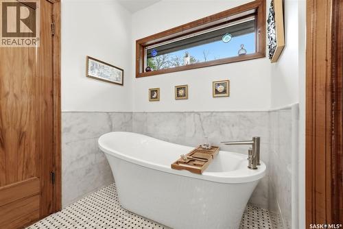 2950 Albert Street, Regina, SK 