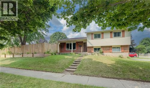 85 Foxhunt Road, Waterloo, ON - Outdoor