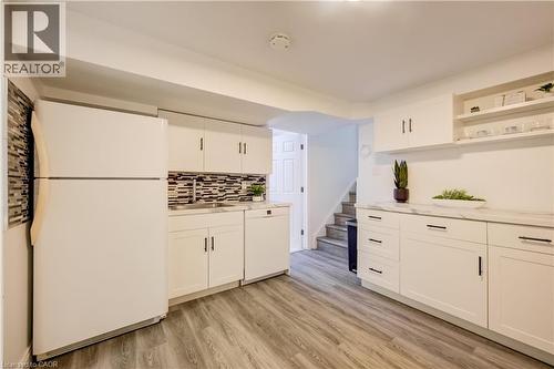 85 Foxhunt Road, Waterloo, ON - Indoor Photo Showing Kitchen
