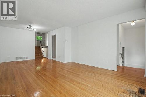 396 Pinemeadow Avenue, Mississauga, ON - Indoor Photo Showing Other Room