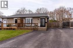 2257 HANBURY Court Unit# Lower Burlington, ON L7P 3V4