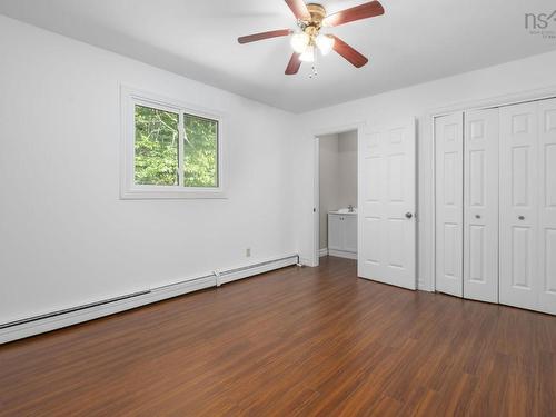 1 Silverside Drive, Waverley, NS - Indoor Photo Showing Other Room