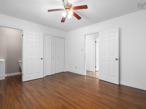 1 Silverside Drive, Waverley, NS - Indoor Photo Showing Other Room