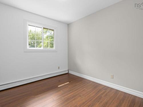 1 Silverside Drive, Waverley, NS - Indoor Photo Showing Other Room