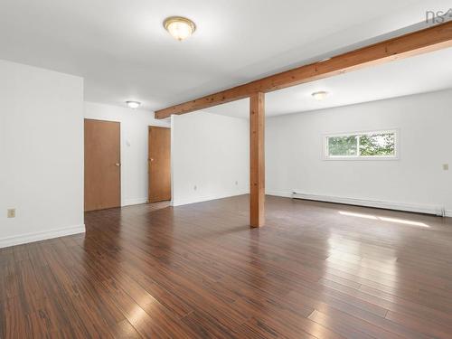 1 Silverside Drive, Waverley, NS - Indoor Photo Showing Other Room