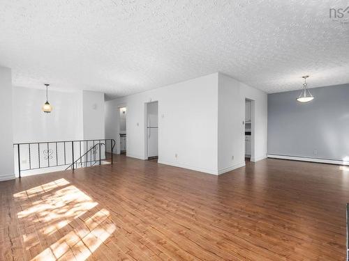 1 Silverside Drive, Waverley, NS - Indoor Photo Showing Other Room