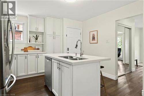 85 Lavina Crescent, Hamilton, ON - Indoor Photo Showing Kitchen With Double Sink