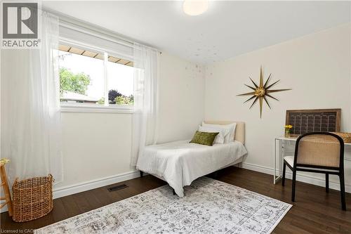 85 Lavina Crescent, Hamilton, ON - Indoor Photo Showing Bedroom