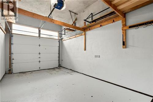85 Lavina Crescent, Hamilton, ON - Indoor Photo Showing Garage