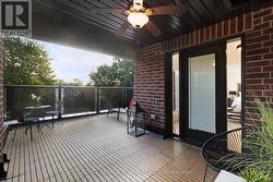 Walk-out semi-shaded terrace - 