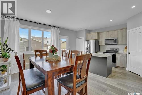 7945 Flax Avenue, Regina, SK - Indoor