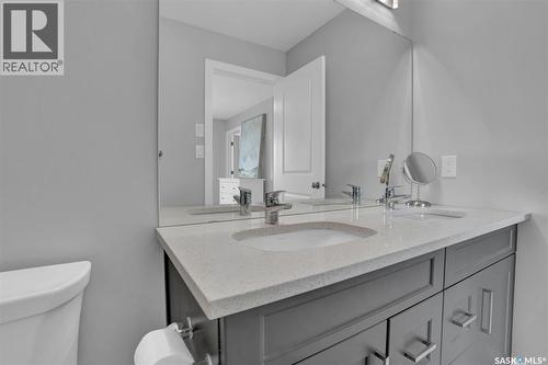 7945 Flax Avenue, Regina, SK - Indoor Photo Showing Bathroom