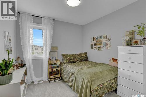 7945 Flax Avenue, Regina, SK - Indoor Photo Showing Bedroom
