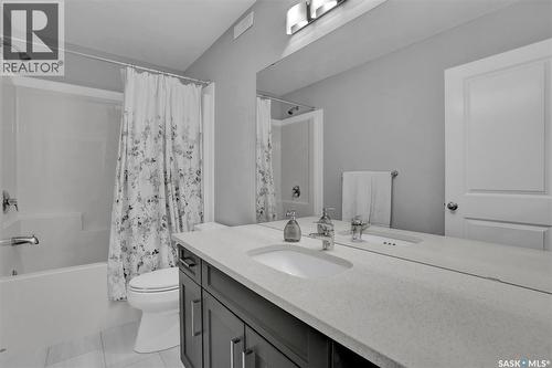 7945 Flax Avenue, Regina, SK - Indoor Photo Showing Bathroom