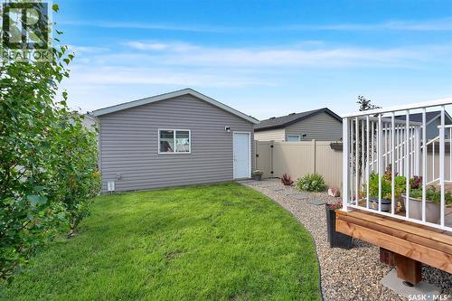 7945 Flax Avenue, Regina, SK - Outdoor With Exterior