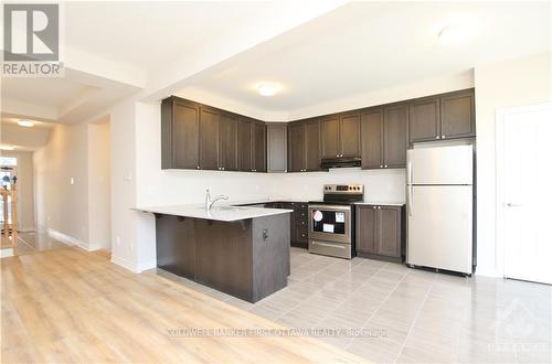 Imported from oreb - 236 Atima Circle, Ottawa, ON - Indoor Photo Showing Kitchen