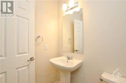 Imported from oreb - 236 Atima Circle, Ottawa, ON - Indoor Photo Showing Bathroom