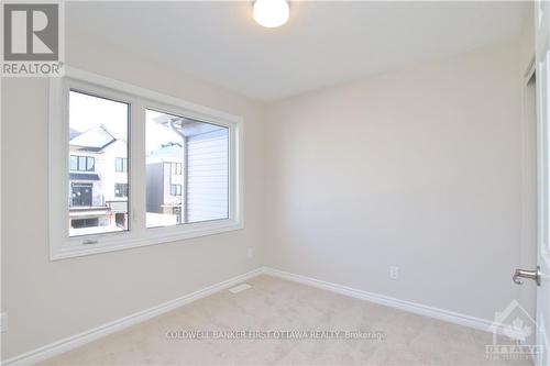Imported from oreb - 236 Atima Circle, Ottawa, ON - Indoor Photo Showing Other Room