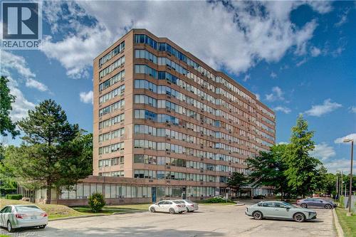 3227 KING Street E Unit# 409  Kitchener, ON N2A 3Z9