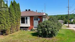 190 WICKSTEAD AVENUE North Bay (Birchaven), ON P1A 3G5