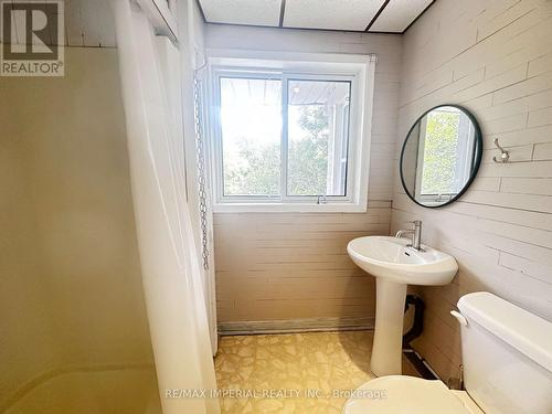 1765 Appleview Road, Pickering, ON - Indoor Photo Showing Bathroom