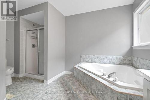 55 Maple Stand Way, Ottawa, ON - Indoor Photo Showing Bathroom