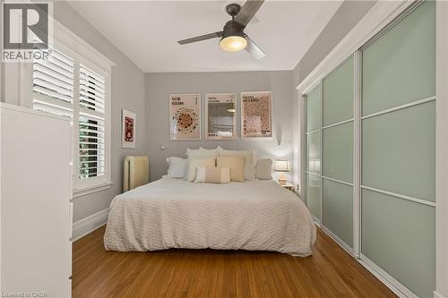61 Mountain Avenue, Hamilton, ON - Indoor Photo Showing Bedroom