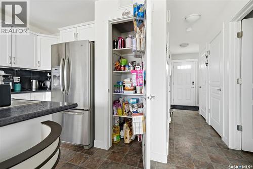 4550 Green Poplar Lane, Regina, SK - Indoor Photo Showing Kitchen