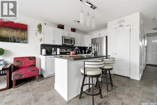4550 Green Poplar Lane, Regina, SK - Indoor Photo Showing Kitchen