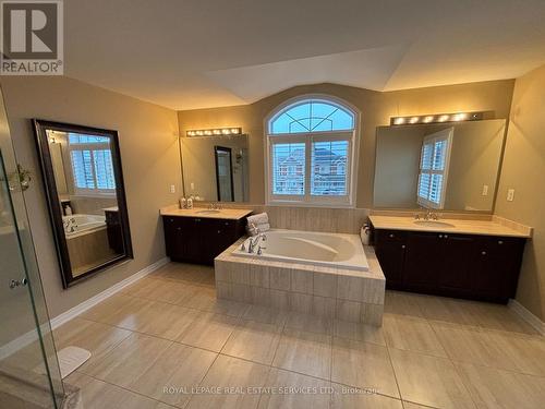 4710 Tassie Road, Burlington, ON - Indoor Photo Showing Bathroom